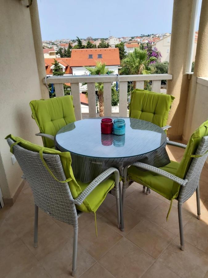 Apartment Adrijana Novalja Eksteriør bilde