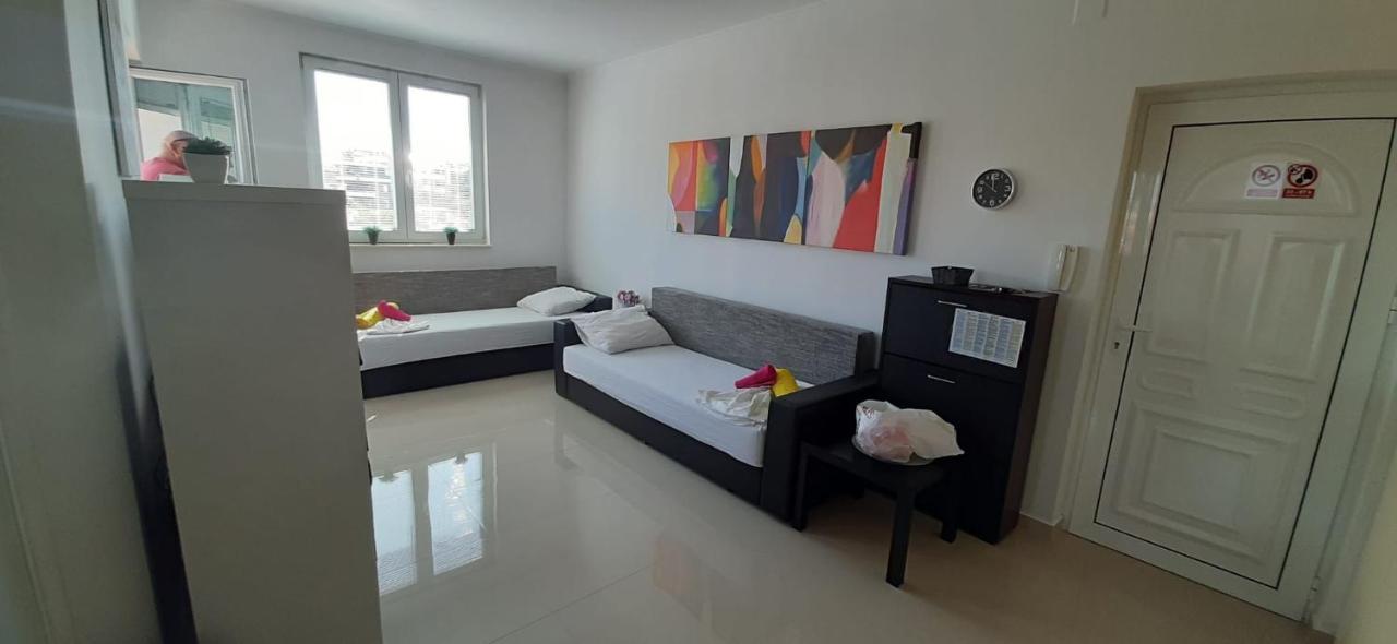 Apartment Adrijana Novalja Eksteriør bilde