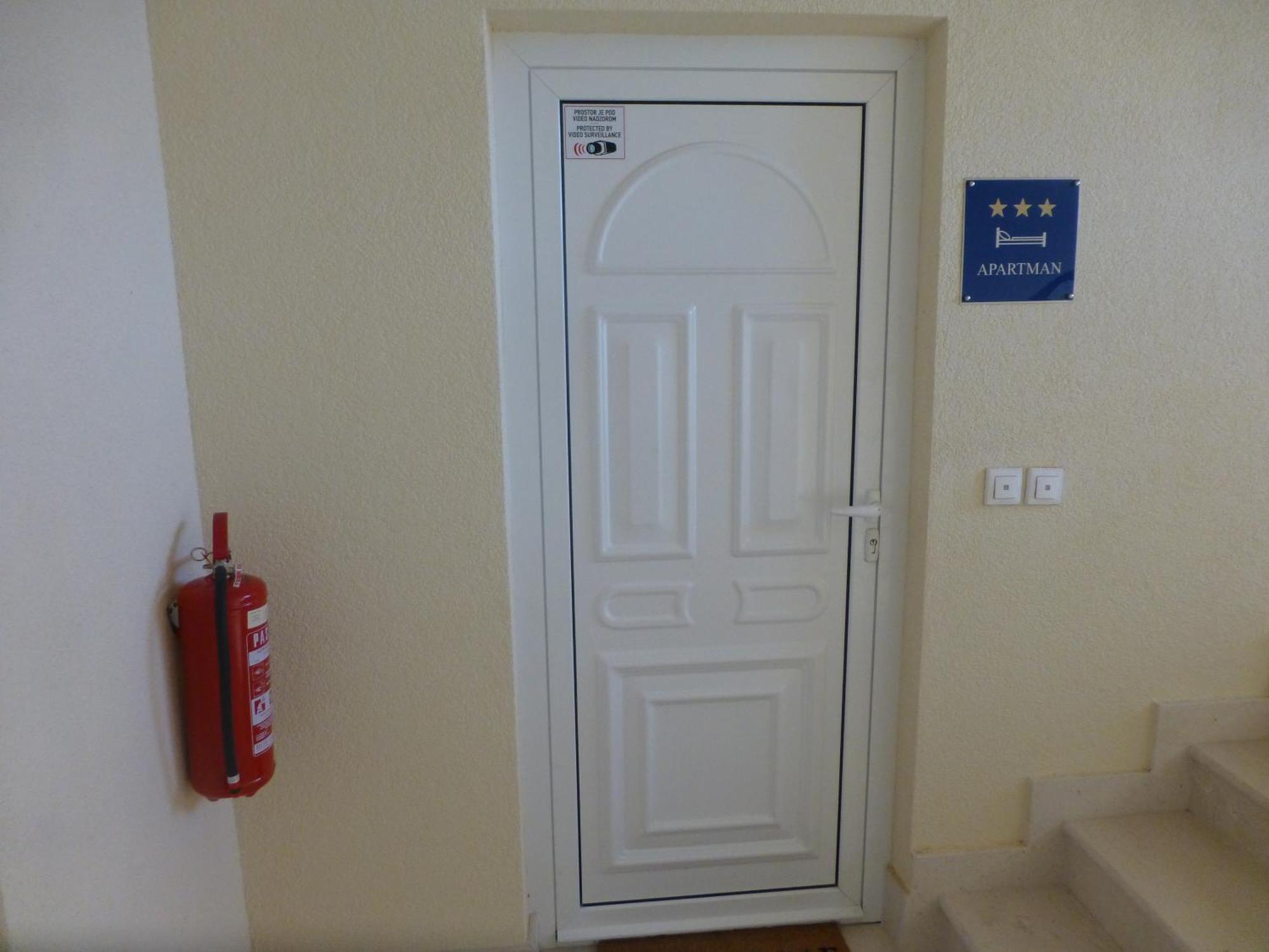 Apartment Adrijana Novalja Eksteriør bilde